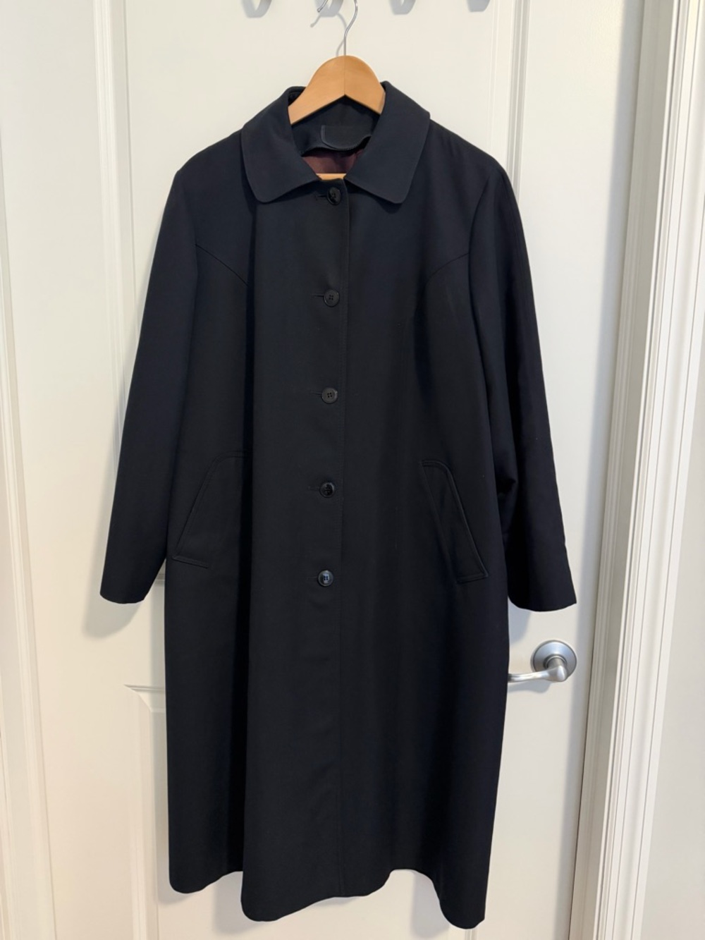 Women's Button-Front Coat Classic Deep Navy. EUC